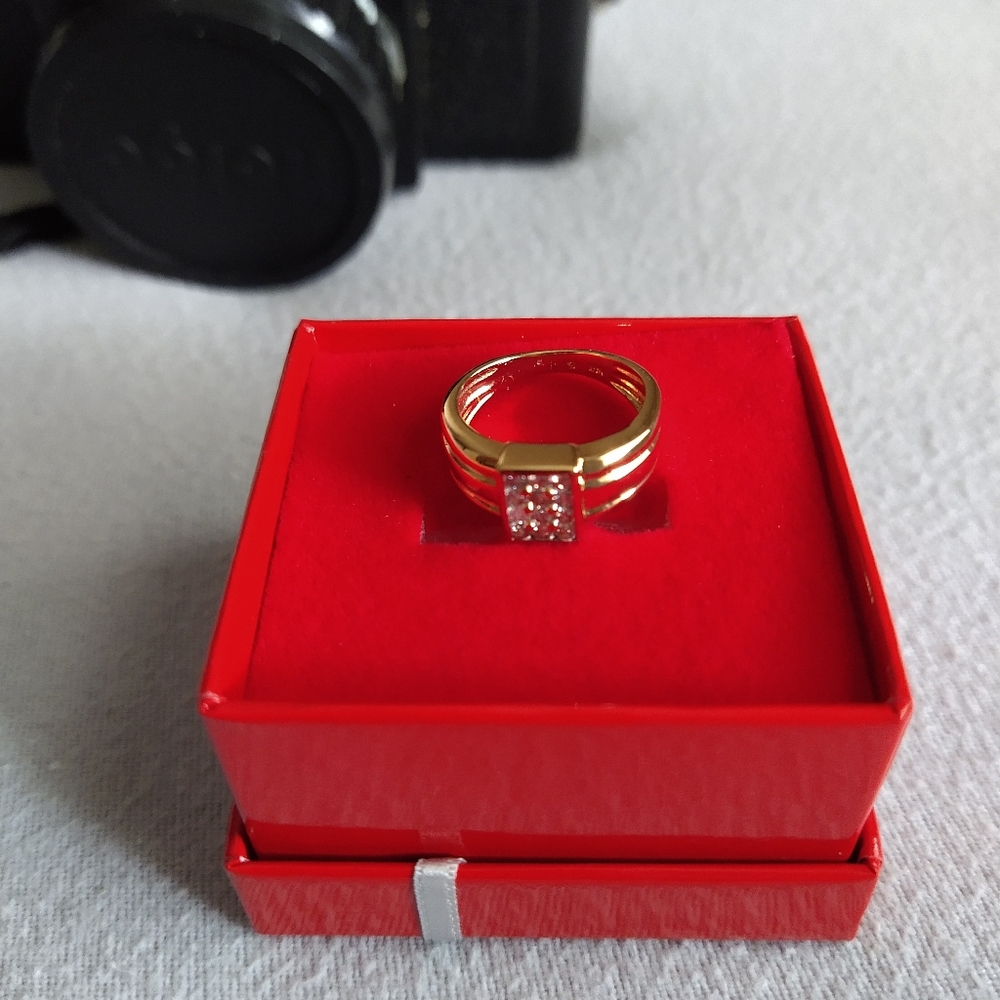 Cute ring - Picture 2 of 3